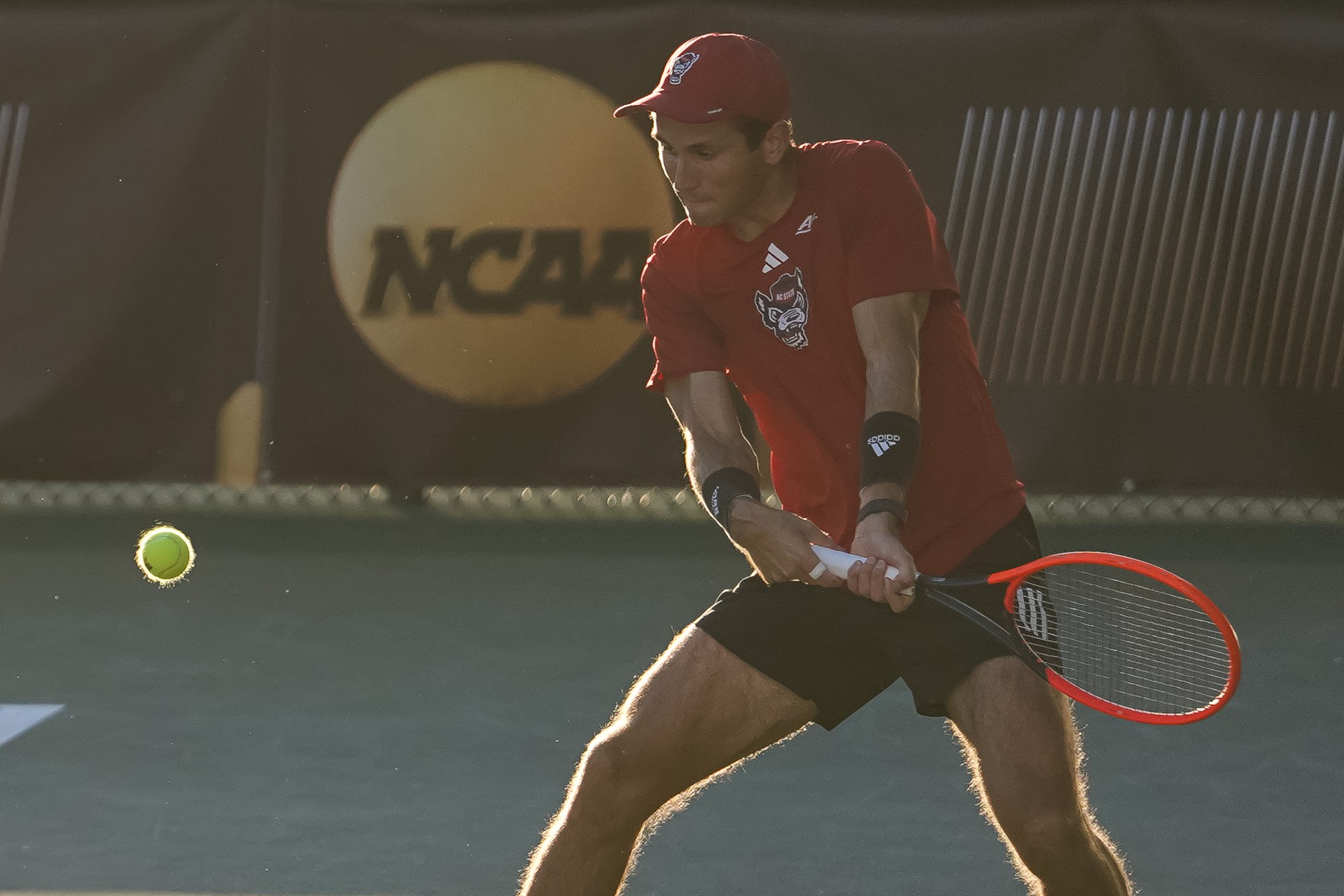 Kostenlose Vermittlung an ein College in den USA gewinnen – mit Keystone Sports 