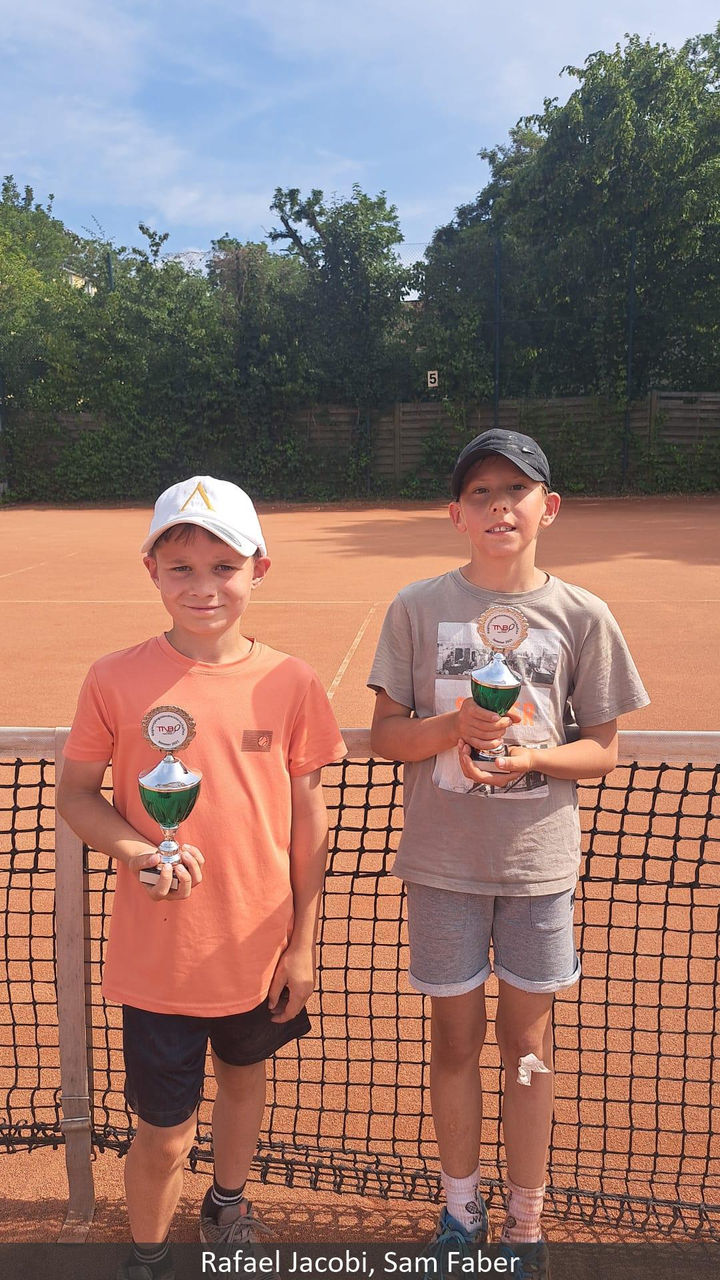 Rafael Jacobi und Sam Faber U10. Foto: Tennis-Region Harz-Heide