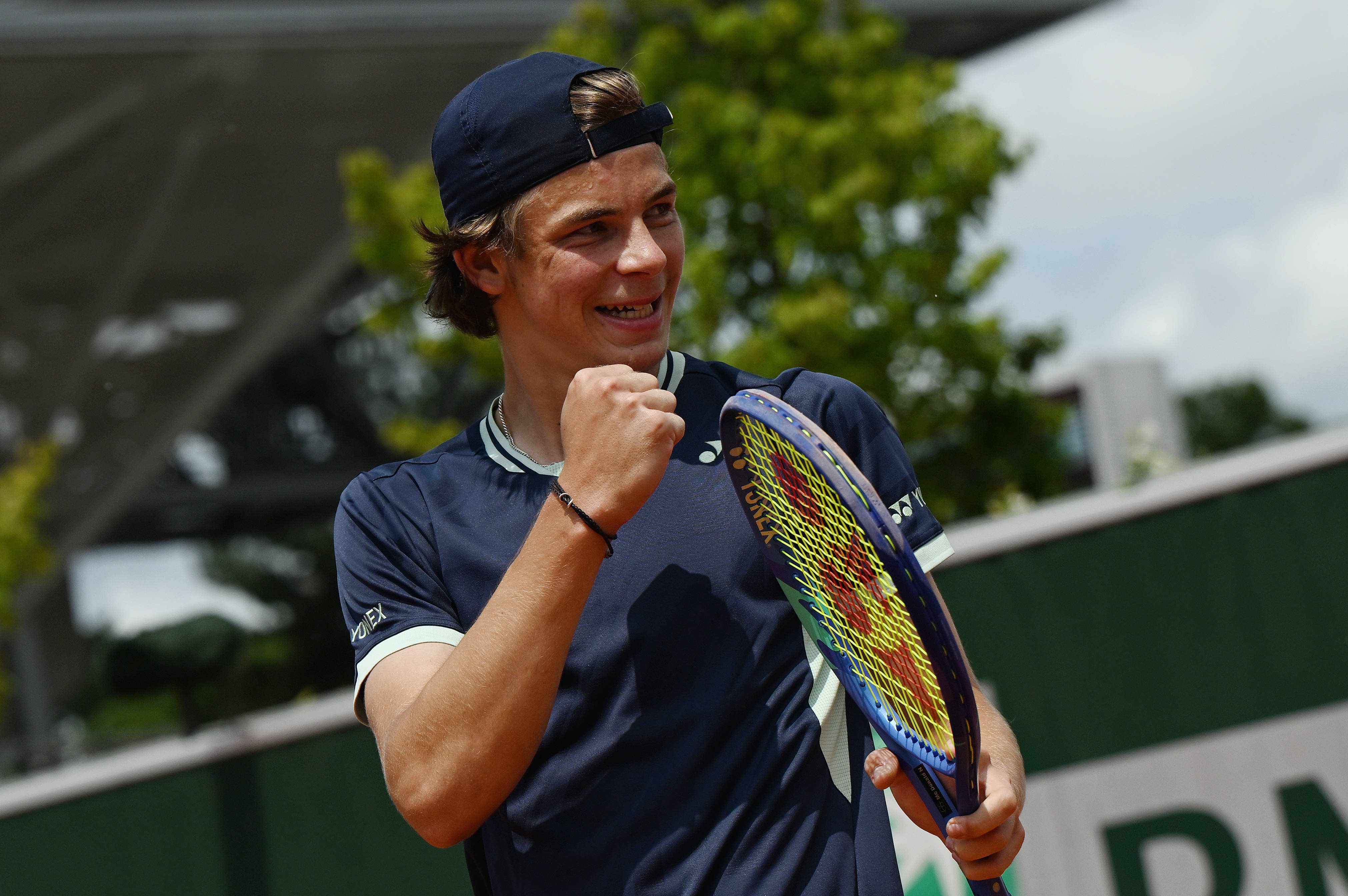 NielsMcDonald zieht in die zweite Runde der Wimbledon Juniors ein