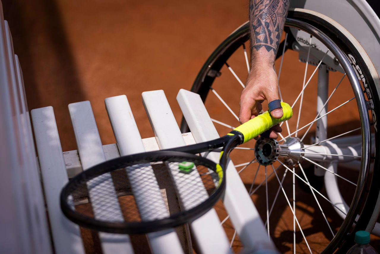 
Deutsche Rollstuhltennis Meisterschaften, 18.06.2022, Leverkusen

Foto: Moritz Müller

Copyright (nur für journalistische Zwecke) by :  Moritz Müller, Wilhelm-Raabe-Str.18, 40470 Düsseldorf. Tel. 0211-13954918. Mb.: 0176-81034275; Honorar zzgl. 7%UmSt. + Belegexemplar; Commerzbank, Konto: 3813045, BLZ: 30040000; IBAN: DE49 3004 0000 0381 3045 00;
Finanzamt Düsseldorf-Nord, Steuernummer: 105/5193/1677