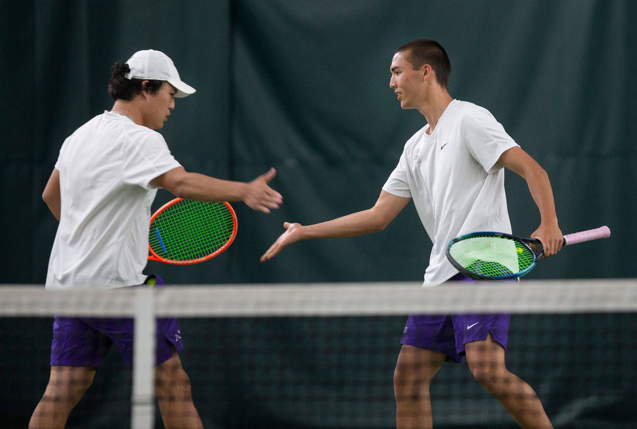 Syndication: The Register Guard South Eugene s doubles teammates Jalen Wang, left, and Ryman Yang celebrate a point during their match against Sheldon in the 6A-7 Southwest District Boys Tennis Championship at Eugene Swim and Tennis Club in Eugene. , EDITORIAL USE ONLY PUBLICATIONxINxGERxSUIxAUTxONLY Copyright: xChrisxPietsch/ThexRegister-Guardx 20644674