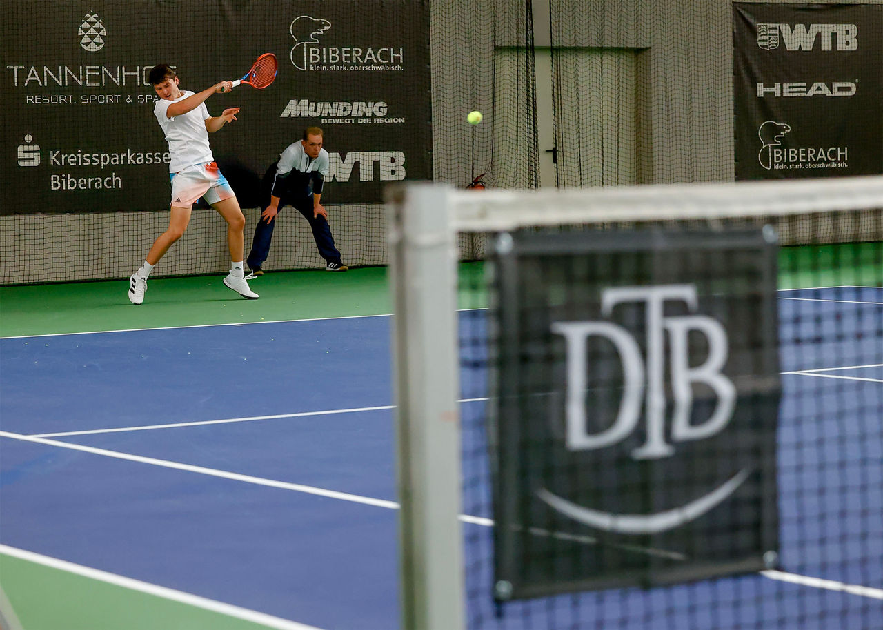 DM Biberach Tennis - Deutsche Meisterschaft 2022 - Deutsche Meisterschaft 2022 -   - Biberach an der Riss - Baden-Wuerttemberg - Deutschland - 9 December 2022. 