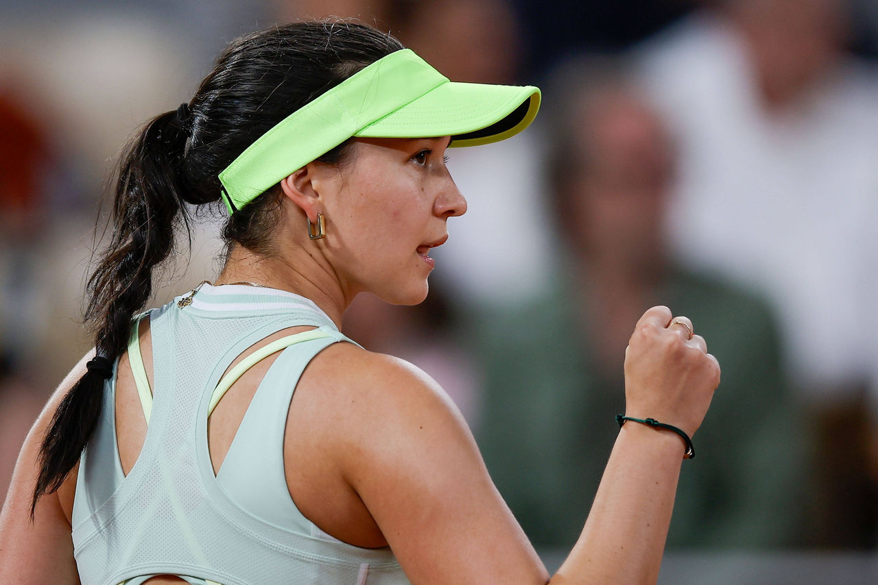 26.05.2024 Tennis, French Open 2024 Roland-Garros, FRA, Paris, Womens Singles Court Philippe-Chatrier - FIRST ROUND Eva Lys GER - Caroline Garcia FRA Bild: v. li. Eva Lys GER , macht Faust *** 26 05 2024 Tennis, French Open 2024 Roland Garros, FRA, Paris, Womens Singles Court Philippe Chatrier FIRST ROUND Eva Lys GER Caroline Garcia FRA Picture from left Eva Lys GER , makes fist Copyright: HMBxMedia/AntonioxBorga