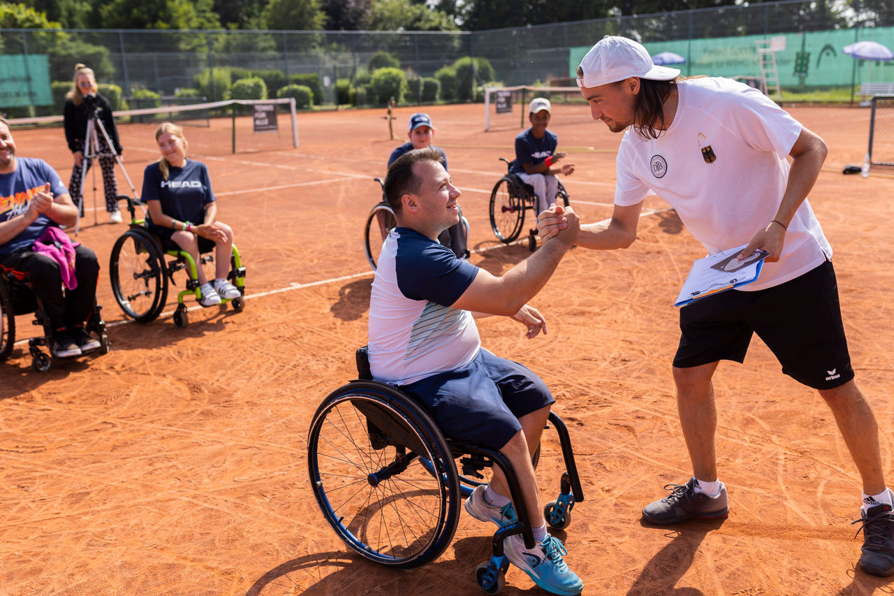 Leverkusen, 19.06.22: Toni Dittmar TC Weiden gewinnt im Einzel das Finale, Feature Bilder der deutschen Rollstuhltennis Meisterschaften. *** Leverkusen, 19 06 22 Toni Dittmar TC Weiden wins the final in the singles, feature pictures of the German Wheelchair Tennis Championships. 