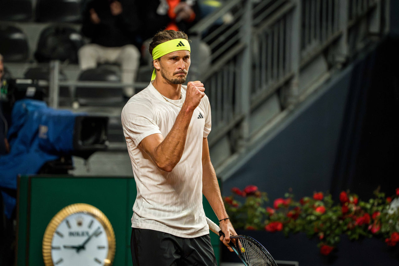 Zverev spielt in Hamburg auf.