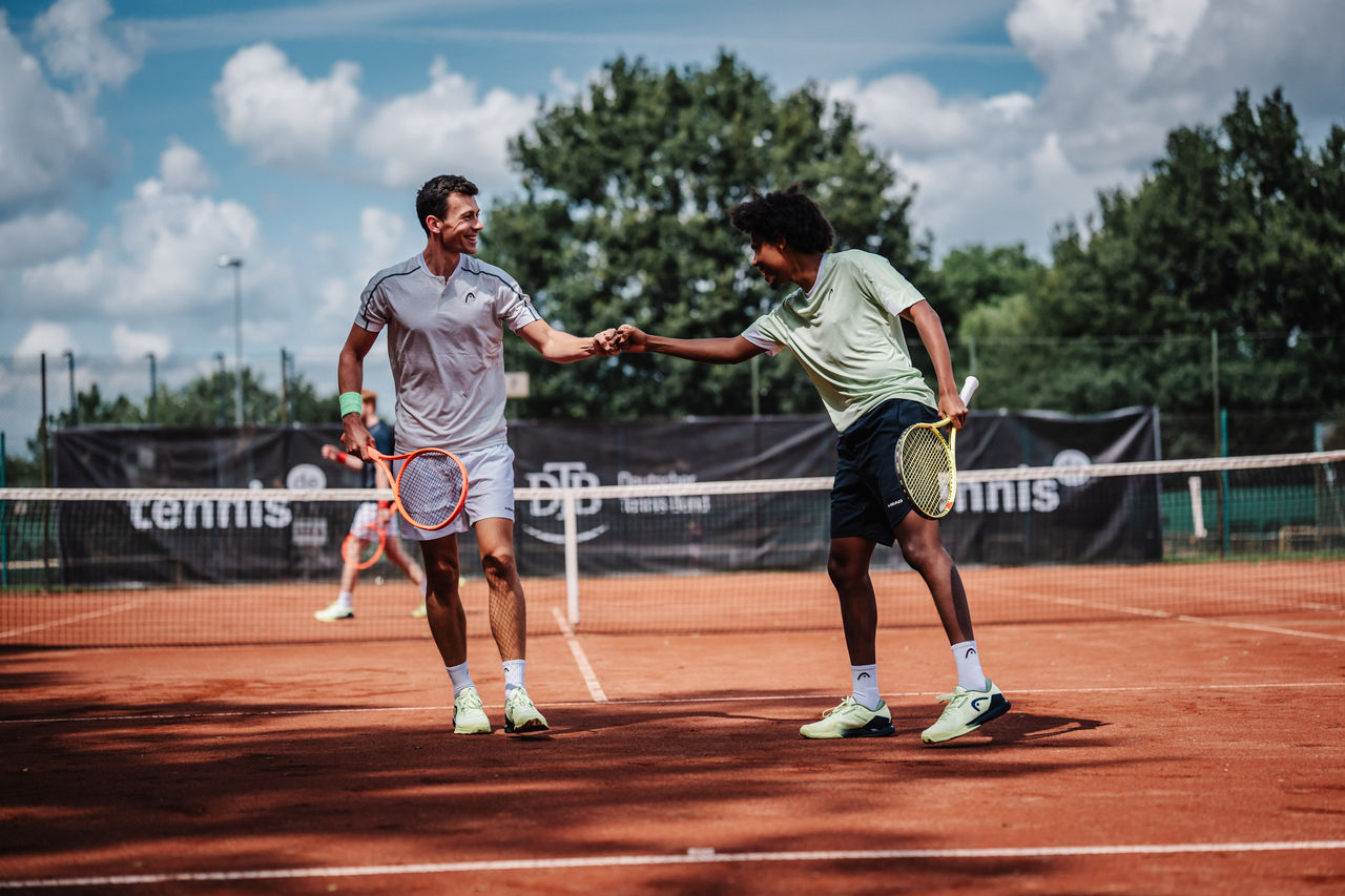 Der Davis Cup in Hamburg mit dem DTB.

18.09.2022

Abdruck+jede Verwendung ohne Zustimmung vom DTB oder Philipp Reinhard ist untersagt.